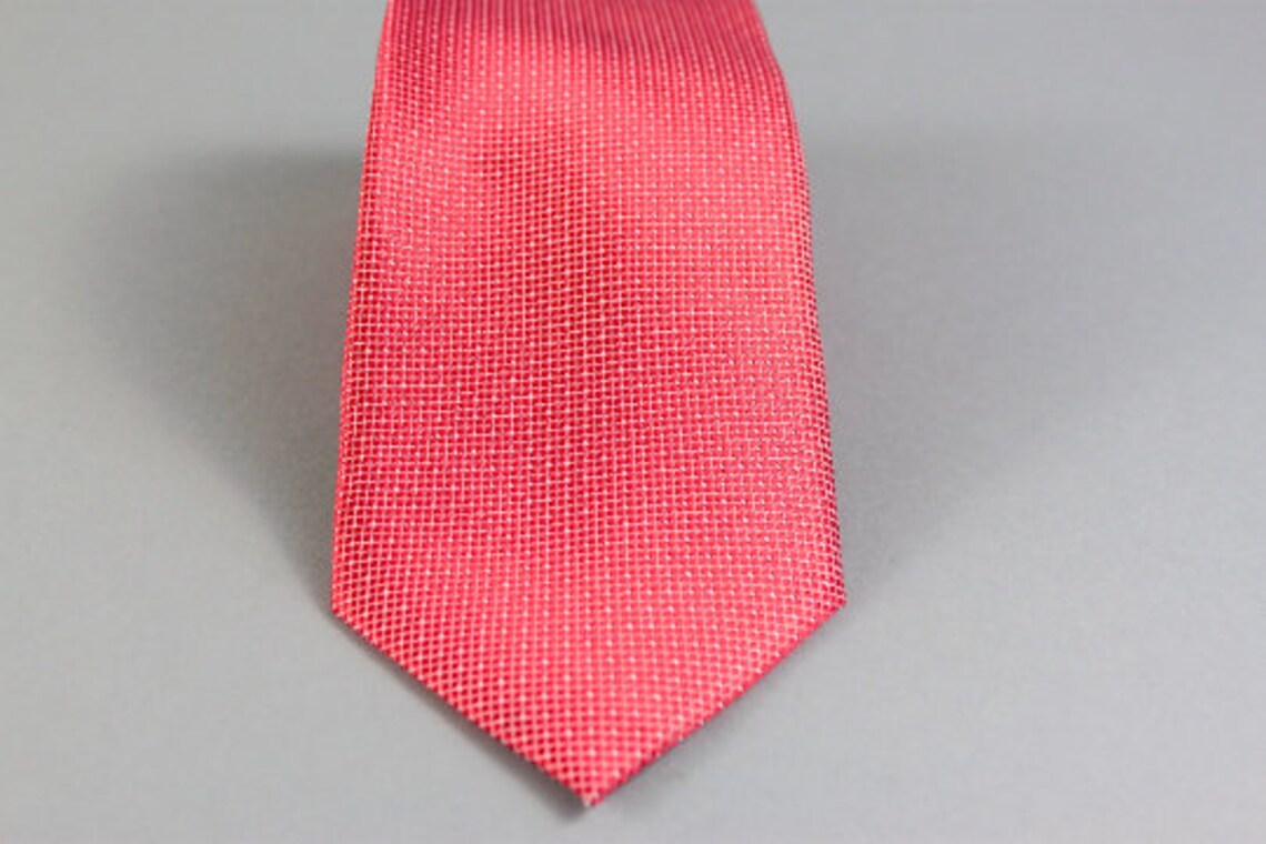 mens pink necktie