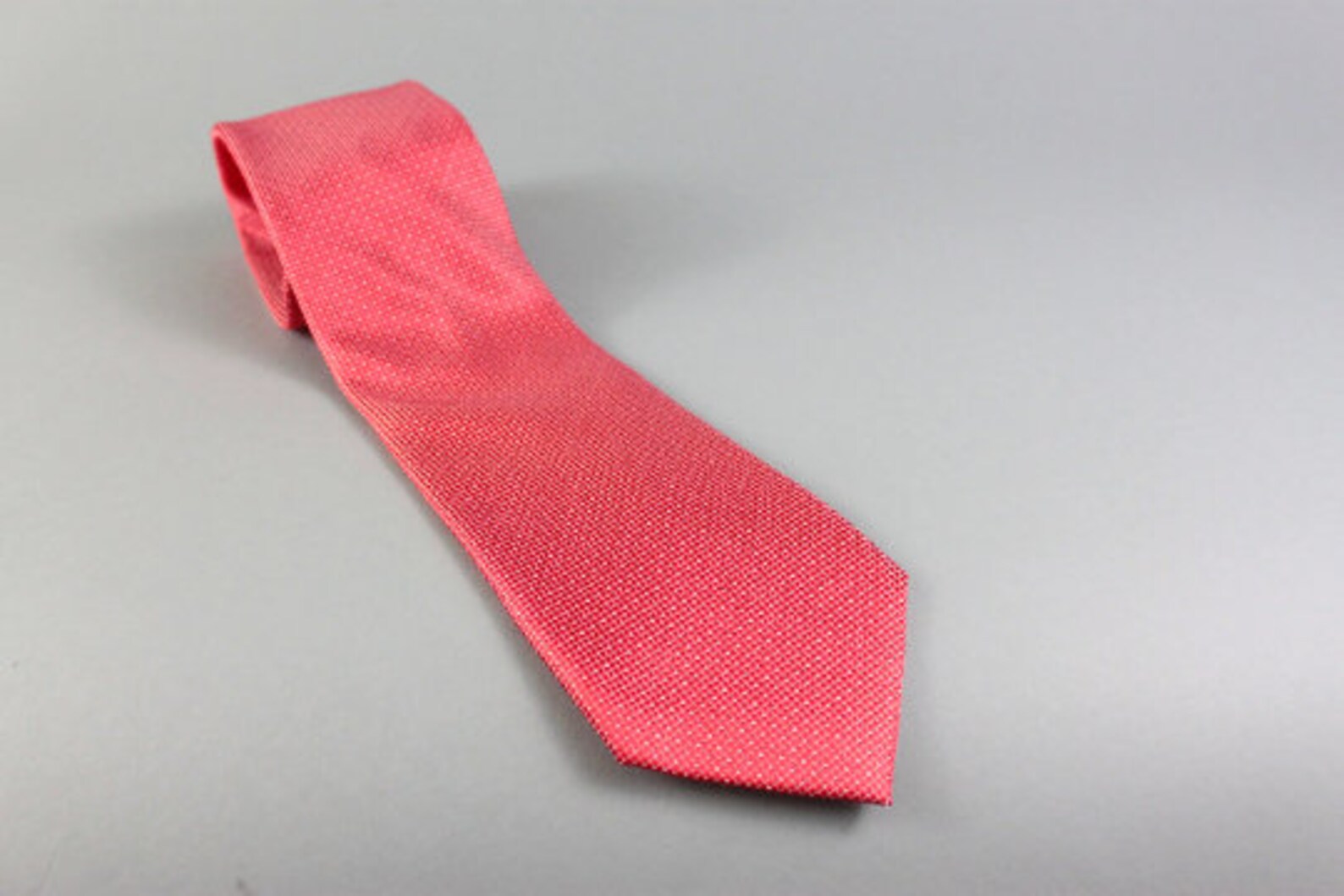 mens pink necktie