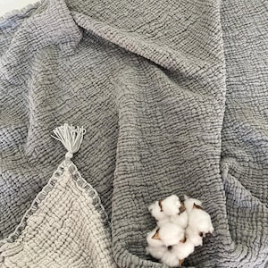Couverture bébé, Couverture bébé en mousseline 100% coton, Couverture en mousseline réversible, Coton turc 4 couches, Cadeau bébé, Cadeau baby shower, Gris