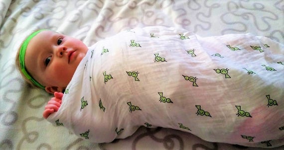 Lily Bird 100% Cotton Muslin Swaddle Blanket baby shower, tiny, green,  trendy, cute 40X40