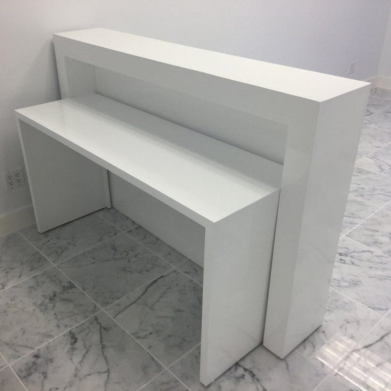 New York Modern Reception Desk in White Gloss