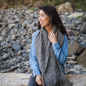 PDF Knitting Pattern: Bulky-Weight Cabled Scarf "MacAskill Scarf"