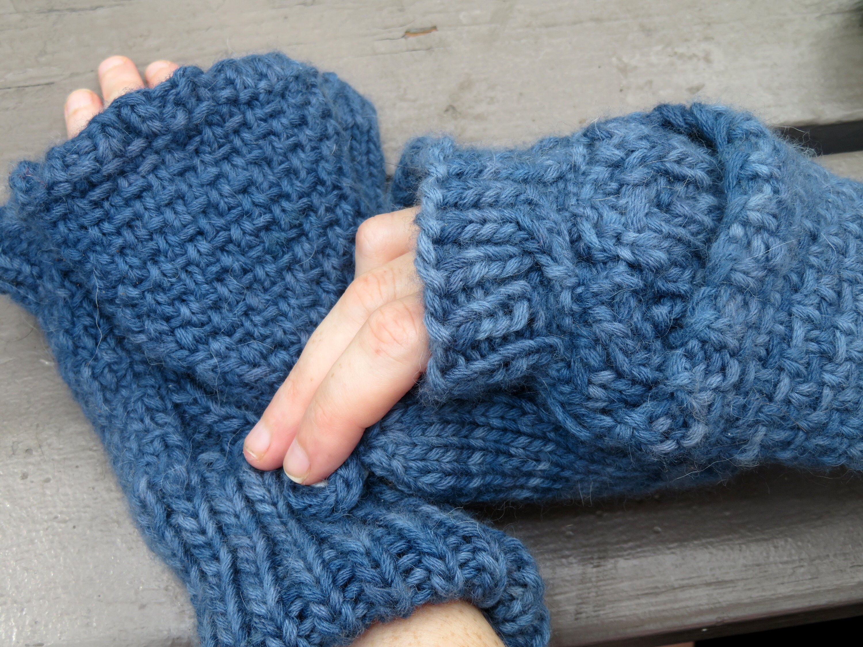 aran mittens knitting pattern