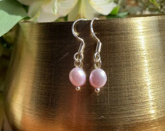 Délicates boucles d’oreilles Freshwater Pearl Drop