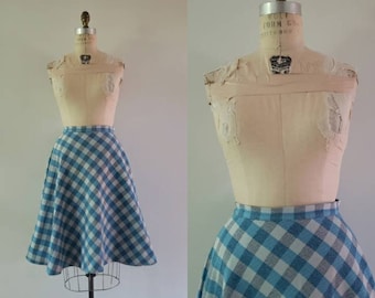 Vintage 70s blue, white and grey checkered high waisted acrylic knit circle skirt, 1970s retro plaid full skirt size large L