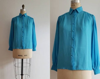 Vintage 80s, 1980s aqua blue button up long sleeve blouse with puff sleeves, colorful minimalist top size medium/large M/L