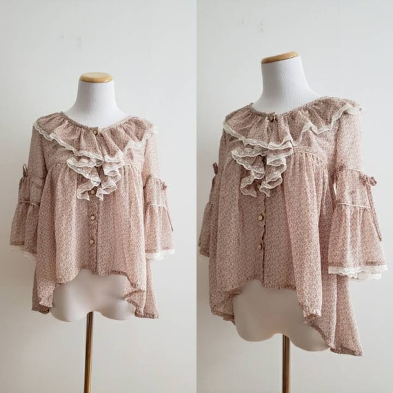 Vintage 70s, 1970s cream and pink ditsy floral but