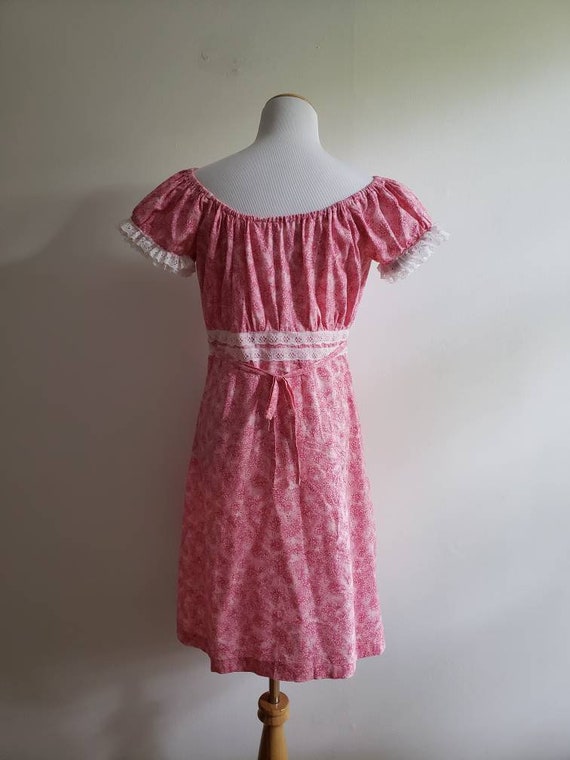 Vintage 1970s 70s pink and white ditsy floral sho… - image 7