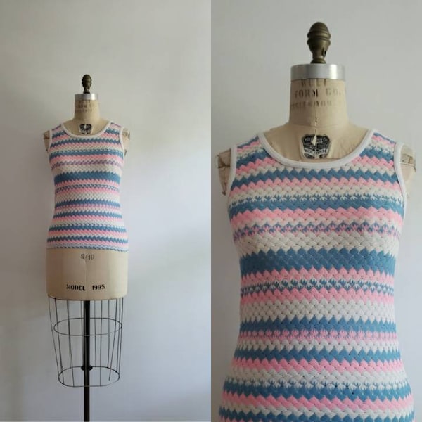 Vintage 70s, 1970s white, blue and pink color block stripe knitted tank top, retro pastel summer top size small/medium S/M