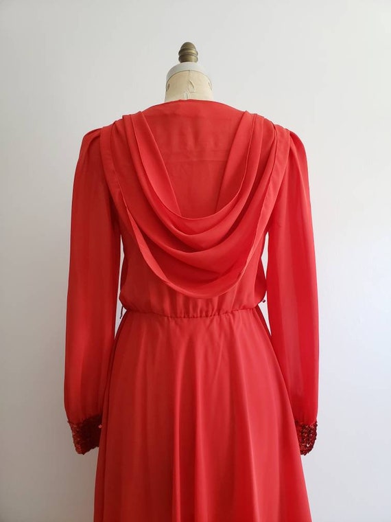 Vintage 70s, 1970s tomato red long sleeve fit and… - image 7