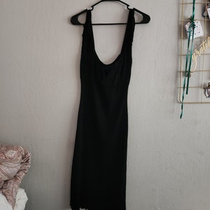 Sexy 90s keyhole GUESS vintage dress - black