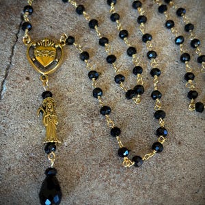 Collar del Sagrado Corazón de la Santa Muerte