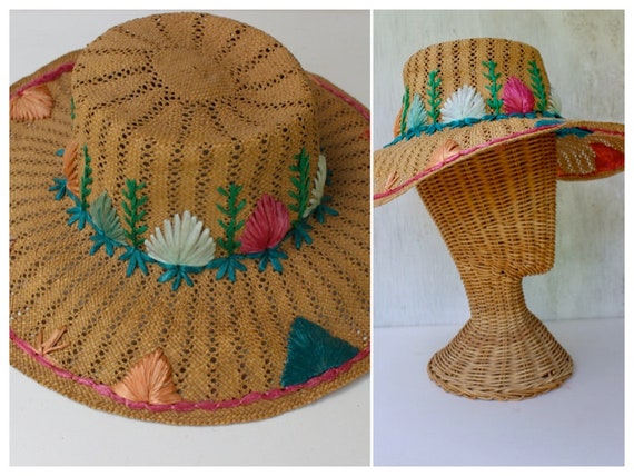 Vintage 1960s Straw Weaved Sun Hat with Raffia det