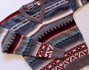 Mens Patterned Wool Sweater, Sz Small, Mens Seater, V Neck Wool, Small, Winter Jersey, Aztec, 100% Wool, Thick Warm Sweater*