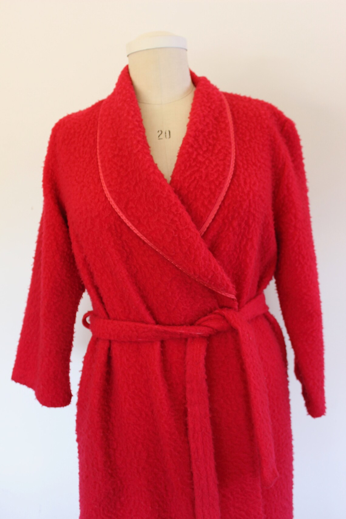 Fuzzy Elmo Vintage Robe 44 Bust Red Dressing Gown Red | Etsy