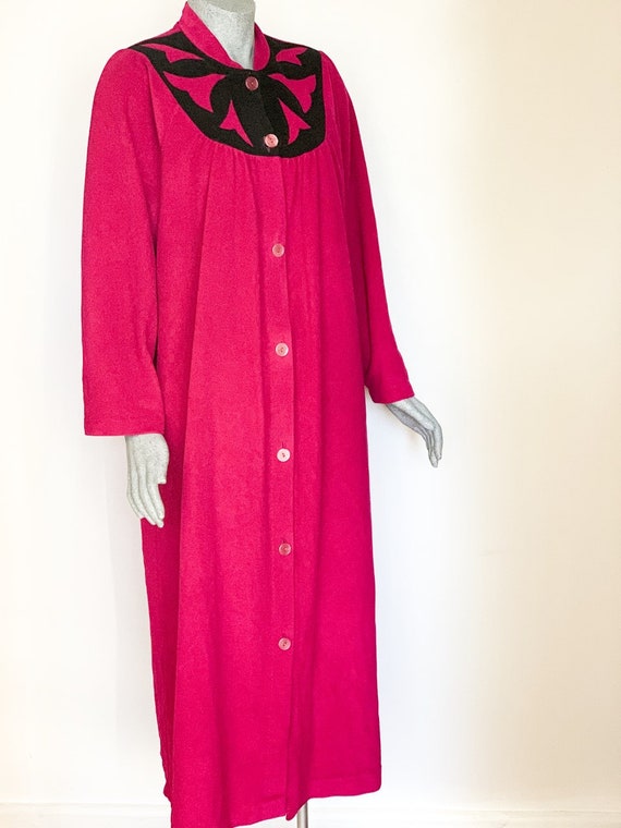 Vanity Fair Cerise 80s Velour Robe, 1970s Dressin… - image 4