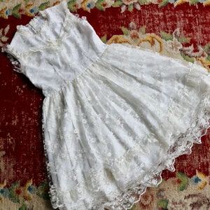 Vintage Girls 8-9 Years White Heavily Lace Dress, Vintage Lace Girls Dress, Flower Girl, New Zealand, Formal Girls, Bridal, Communion *