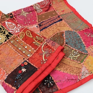 Vintage Indian Patchwork Tapestry, Boho Decor, Vintage Beaded Sari Wall Hanging - 100 x 145cm *