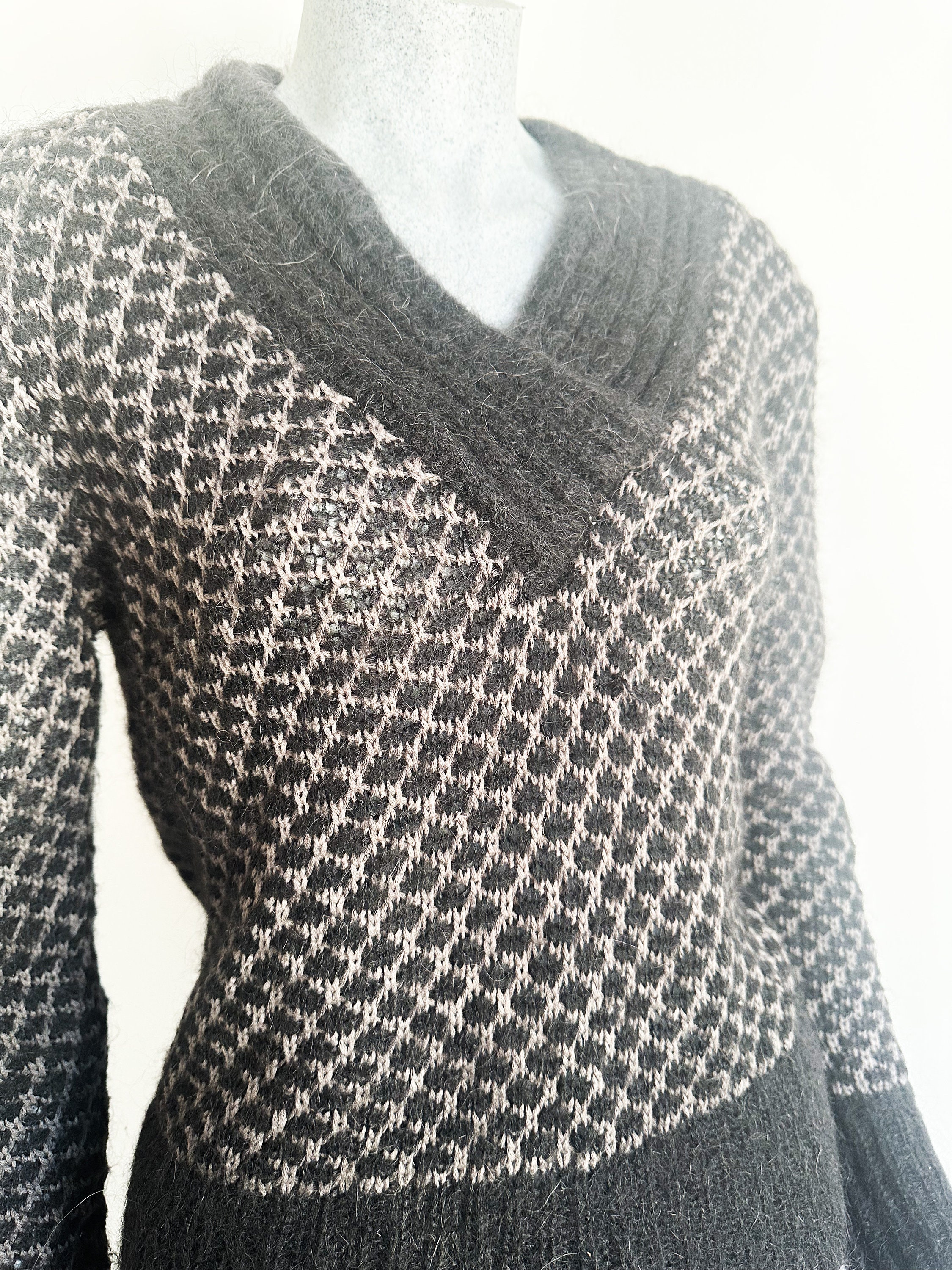 Honey Comb Mohair Jersey, Medium, New Zealand Wool, Black Honey Comb Mohair Jersey, Medium, New Zealand Wool, Black