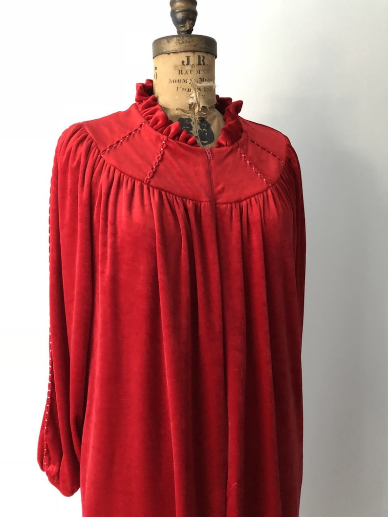 New Zealand Vintage D Winter Gown Velvet Dressing Gown 1970s Royal Red Velour Robe New Zealand NZ Made Regina Vintage Dressing Gown