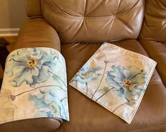 Set of Arm Covers for furniture with floral design