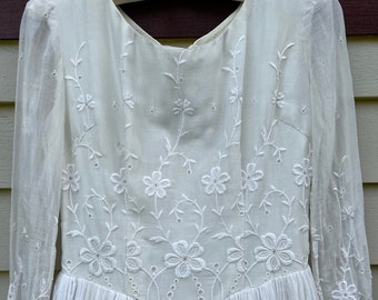 Vintage Boheme 1960’s Wedding Dress