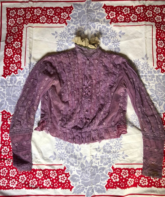 Favorite Find! Victorian RARE Lavender Lace and Si