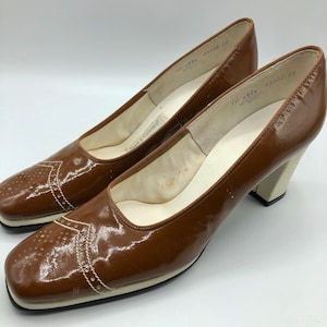 Vintage Deadstock Town & Country Patent Heels
