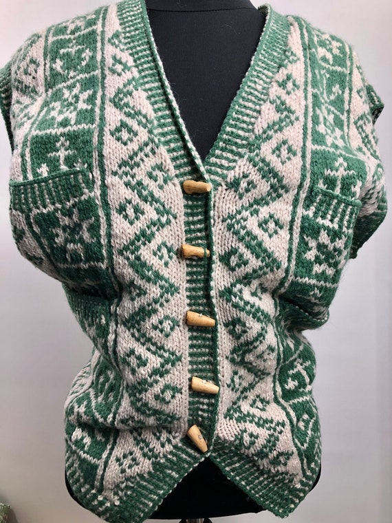 Vintage 1980’s/90’s Knit Wool Vest with Green Nord