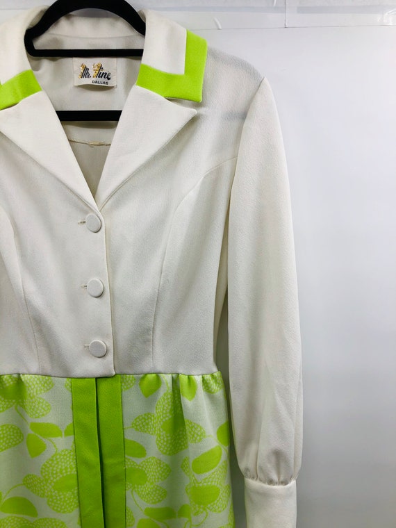 Vintage 1960’s Polyester Dress with Lime Green Da… - image 2