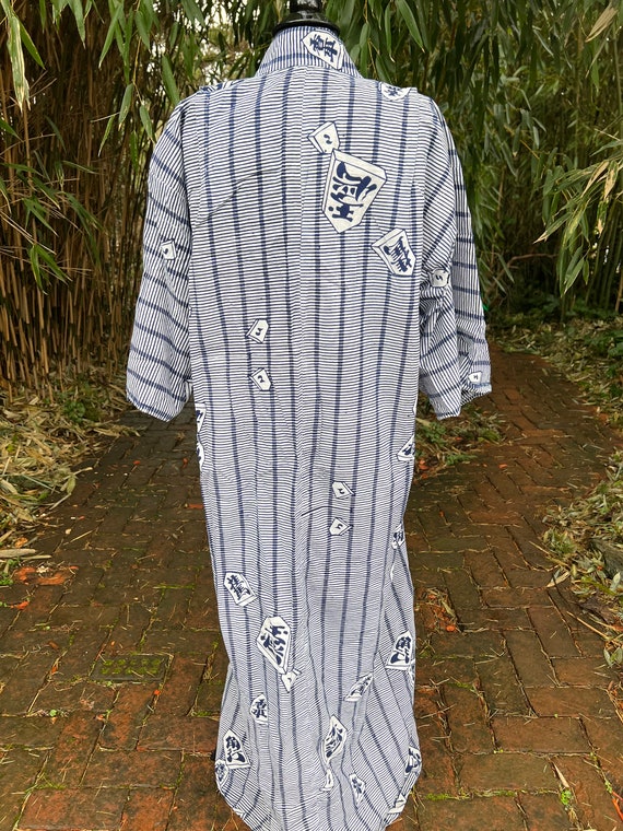Vintage Long Blue + White Cotton Kimono - image 4
