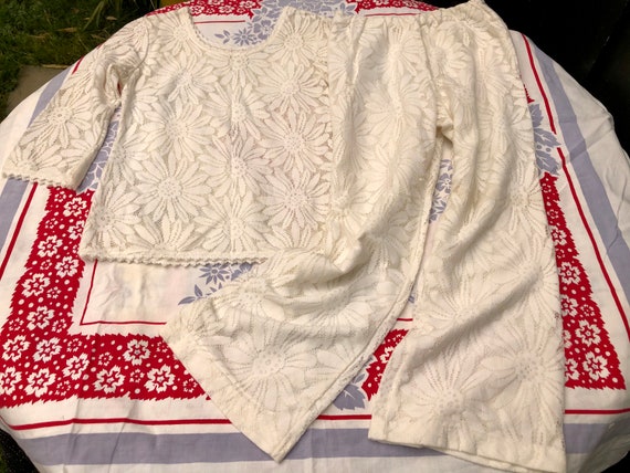 Vintage 1960’s Daisy Lace Two Piece Outfit