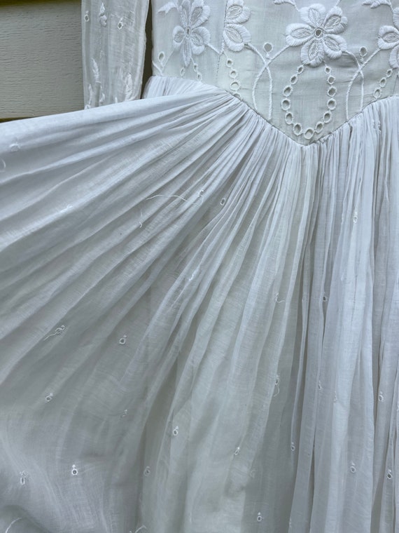 Vintage Boheme 1960’s Wedding Dress - image 3