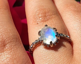 ムーンストーン サンフラワー リング、CZ アクセント リング