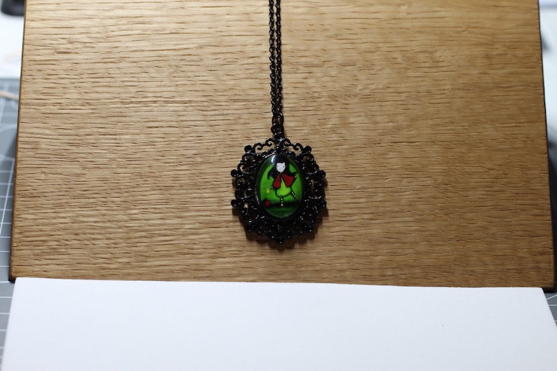 dark jewelry Gothicschmuck Darksidebeads necklace black Medaillion Medaillion statement chain cheap jewelry