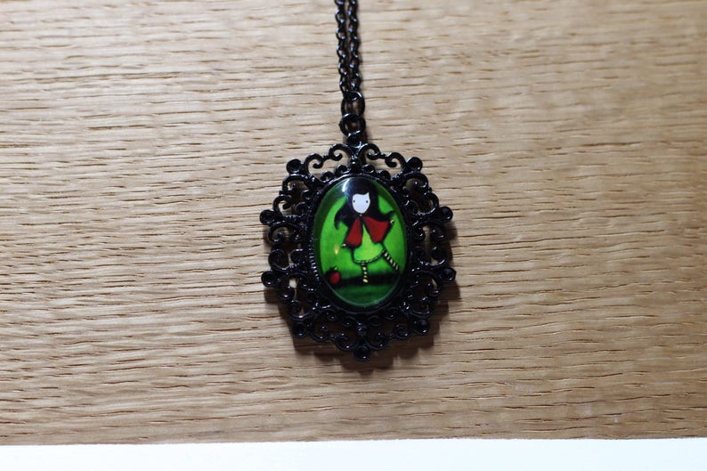 dark jewelry Gothicschmuck Darksidebeads necklace black Medaillion Medaillion statement chain cheap jewelry