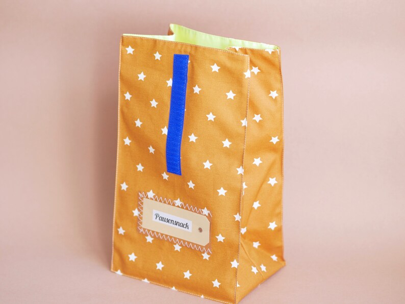 Lunch bag for breakfast on the go, water-repellent, okka with stars image 3