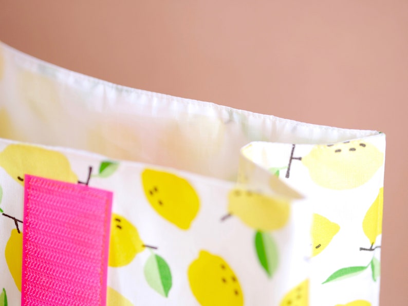 Large lunch bag, breakfast bag, toiletry bag, yellow lemons, coated, water-repellent image 4