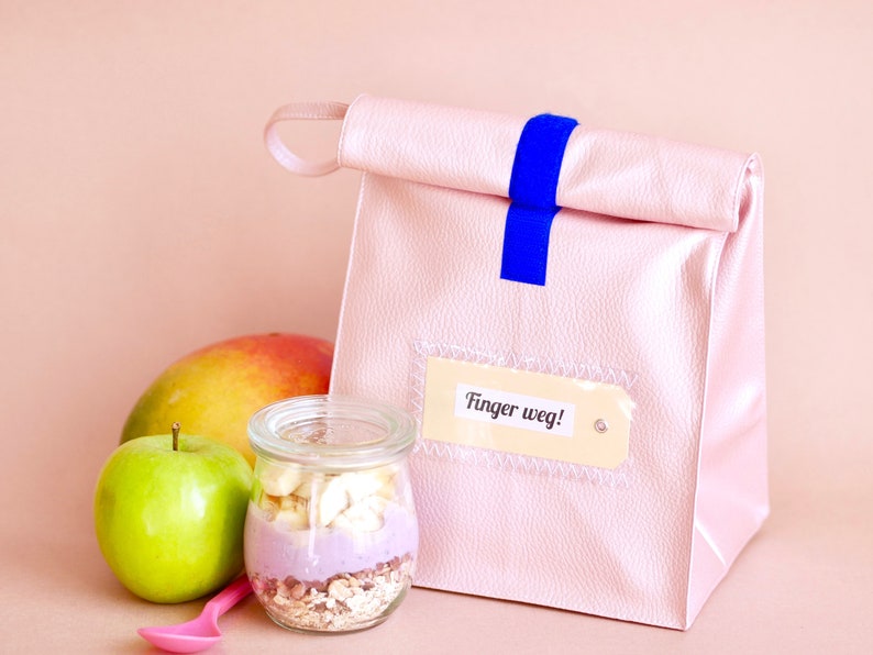 Lunchbag rosé metallic aus Kunstleder mit Innenfutter, Frühstück to go Bild 1