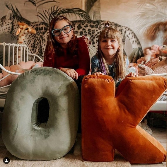 48 top inch pillow
