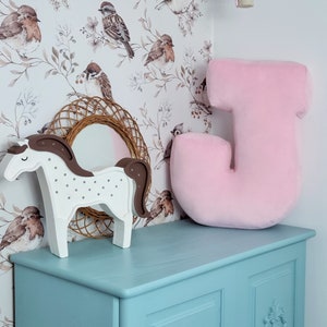 Letra J, Cojín Letra Enorme 19" (48 cm) o Grande 16" (40cm), Almohada Letra J, Almohada carta de terciopelo o terciopelo personalizada para habitación infantil