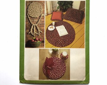 Simplicity 8408 Braided Rug Placemat Coaster Napkin Ring Wall Hanging Pillows Uncut Sewing Pattern