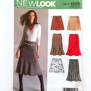 New Look 6509 Skirts and Belts Flared A-line Fitted Thru Hips Misses 8-18 Uncut Sewing Pattern