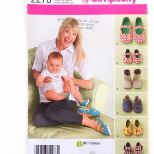2278 Schnittmuster für Mädchen und Baby-Schuhe in Drei Größen S M L Uncut