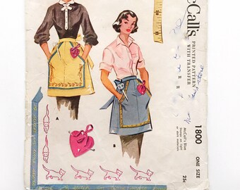 Vintage 1950&#39;s McCalls 1800 Coser medio delantal con gatito gato bordado transferencia corazón pin cojín CUT patrón de costura