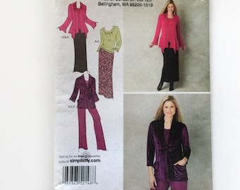 Patrón de costura sin cortar Simplicity 2148 de cárdigan peplum de punto elástico, chaqueta cascada, top, pantalones y falda para mujeres de 8 a 16 años
