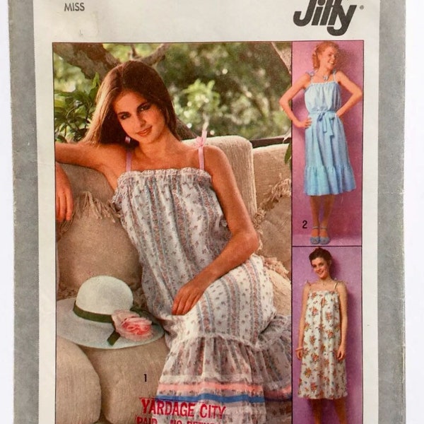 Simplicity 8512 Pullover Sundress and Tie Belt Misses 6-8 Uncut Sewing Pattern Vintage 70's