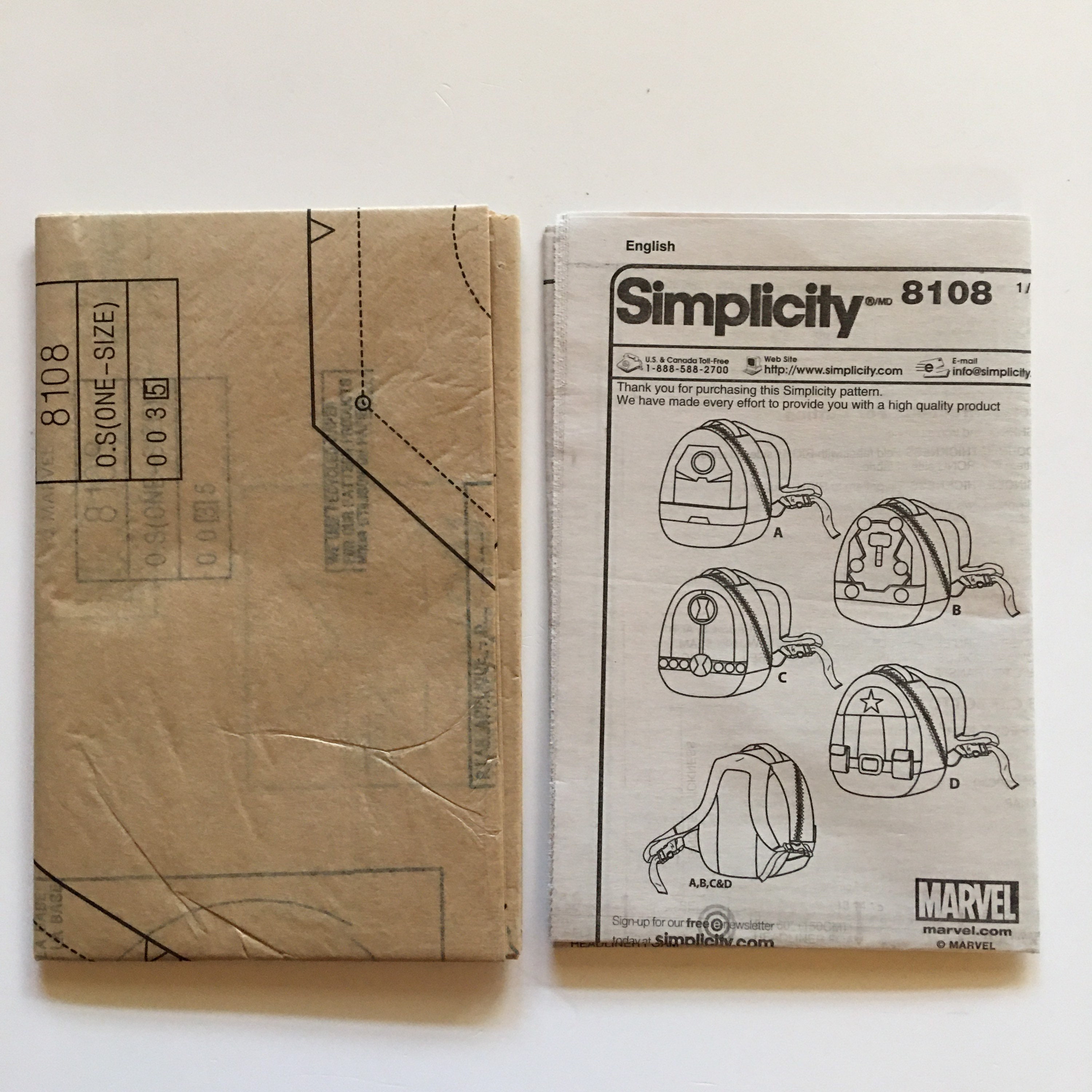 【通販激安】 Backpacks Avengers 8108 Simplicity Four Sewing Uncut Styles 裁縫材料