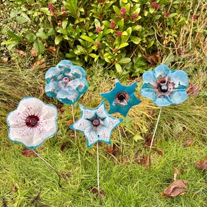 XL glass flower stainless steel rod glass blossom large flower unique handmade Murano glass Murano bouquet glass garden stake turquoise white pink