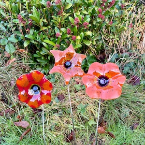 XL glass flower stainless steel rod glass blossom large flower unique handmade Murano glass Murano bouquet glass garden stake orange poppy